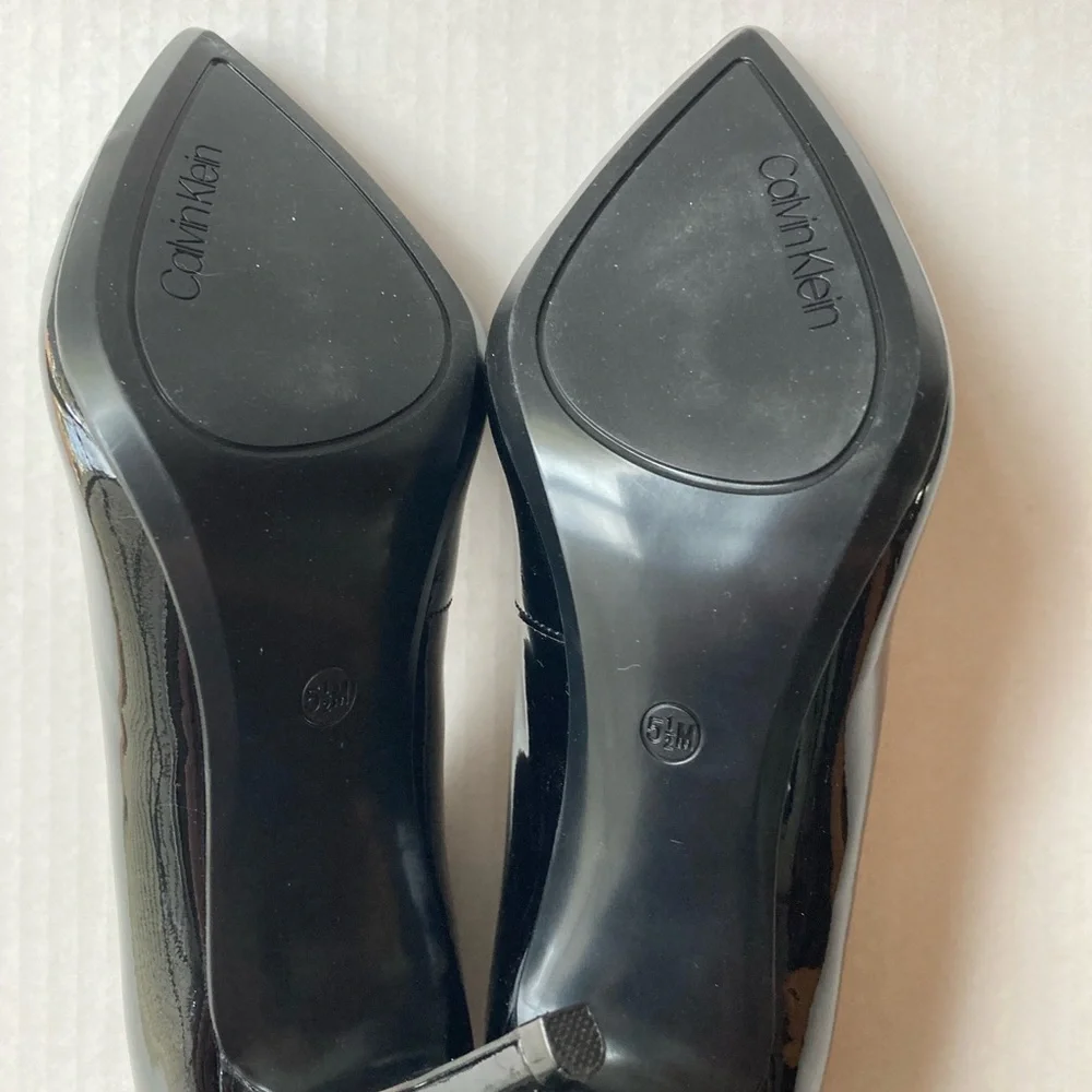Calvin Klein gayle pointy toe stiletto pumps New - Picture 7 of 10
